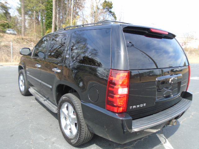 Chevrolet Tahoe LTZ 4WD 2013