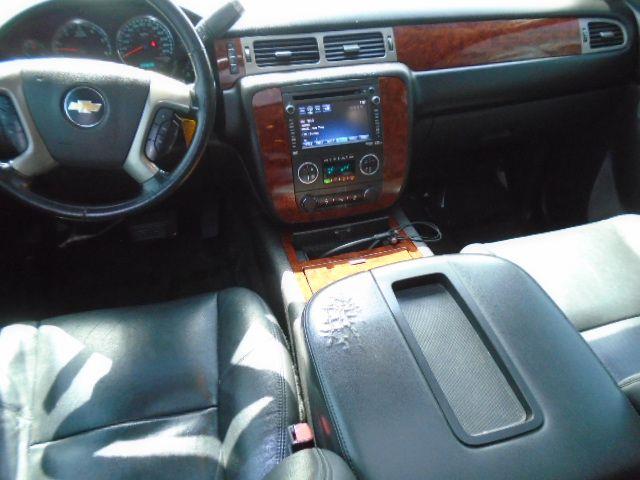 Chevrolet Tahoe LTZ 4WD 2013