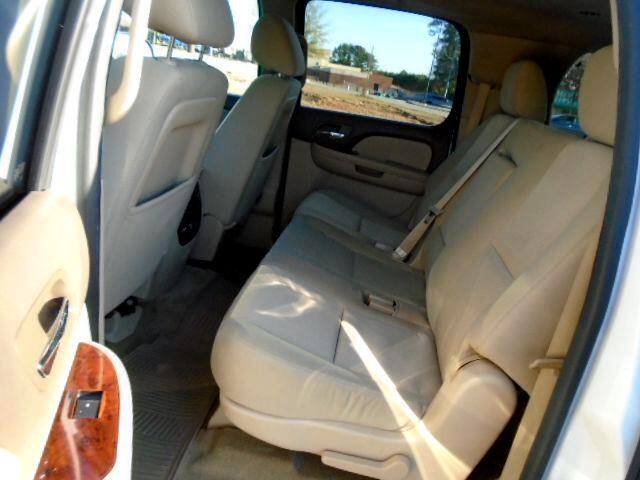 GMC Yukon XL SLE 1/2 Ton 2WD 2014