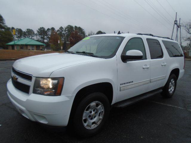 Chevrolet Suburban LS 1500 2WD 2011