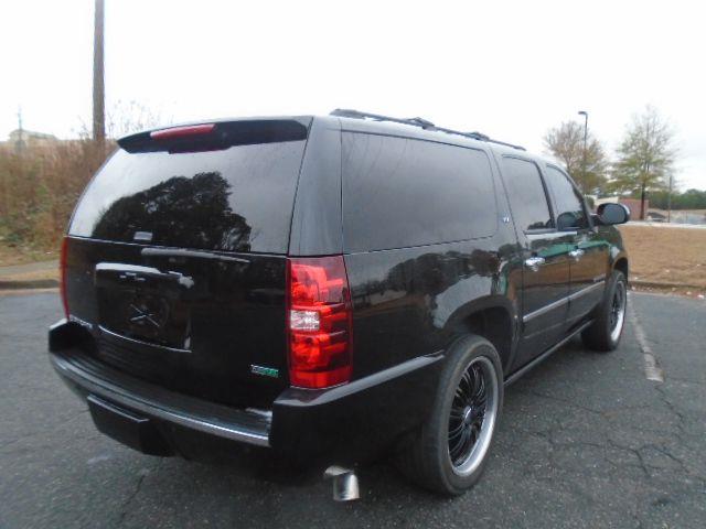 Chevrolet Suburban LTZ 1500 4WD 2012