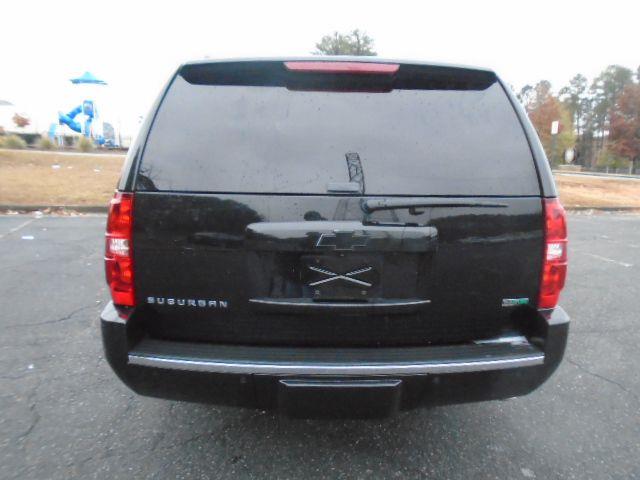 Chevrolet Suburban LTZ 1500 4WD 2012