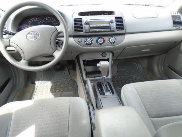 Toyota Camry LE 2005