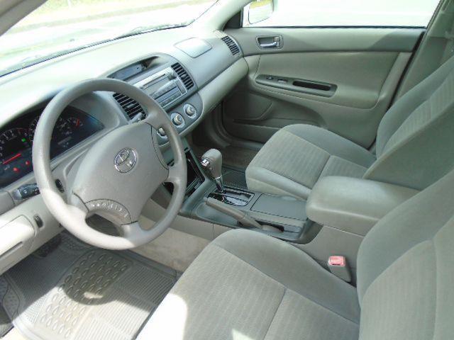 Toyota Camry LE 2005