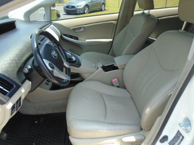 Toyota Prius Prius V 2010