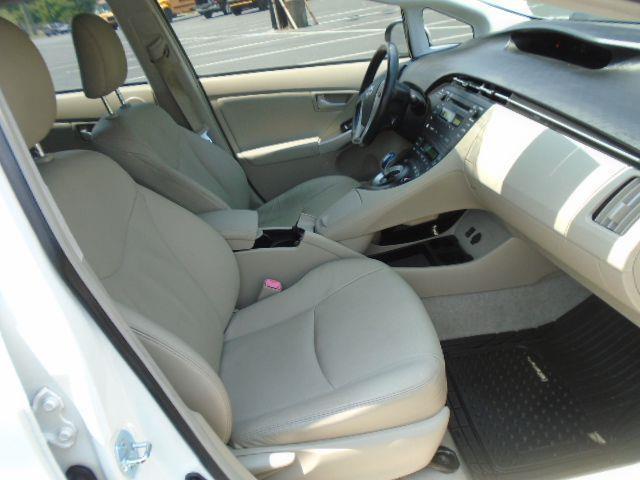 Toyota Prius Prius V 2010