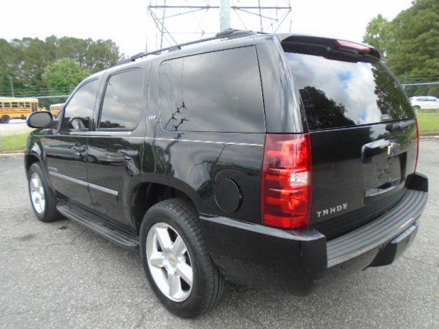 Chevrolet Tahoe LTZ 2WD 2009