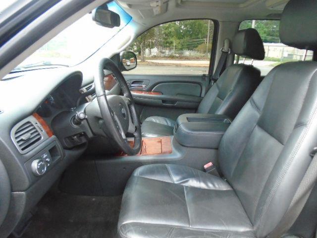 Chevrolet Tahoe LTZ 2WD 2009
