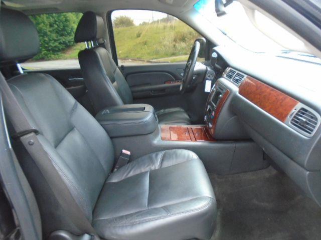 Chevrolet Tahoe LTZ 2WD 2009