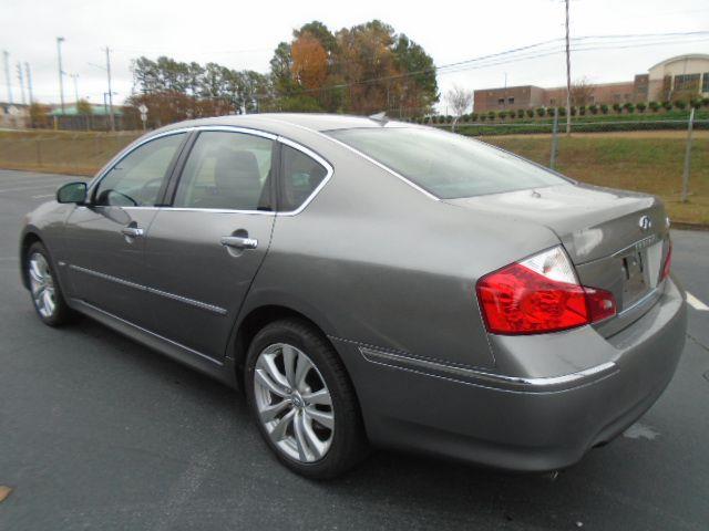 Infiniti M 35 4WD 2008