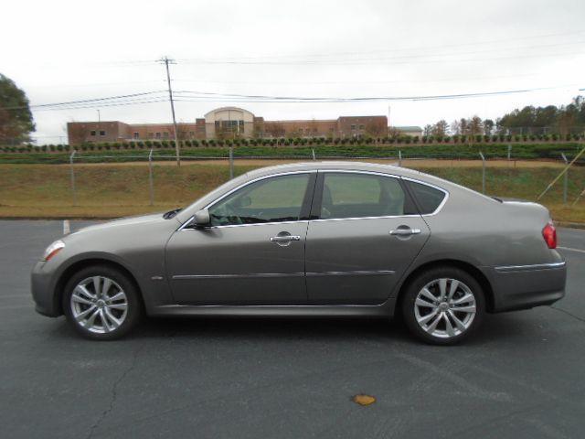 Infiniti M 35 4WD 2008