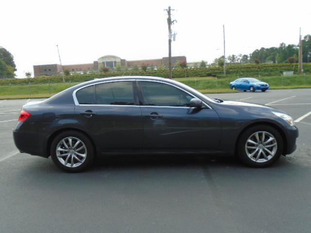 Infiniti G35 Base 2008