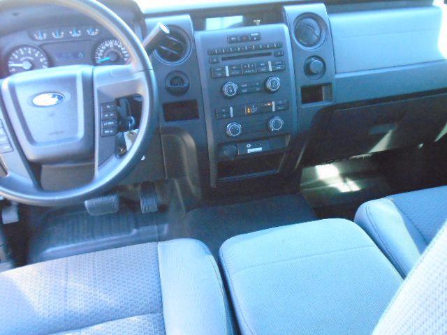 Ford F-150 XL SuperCab 8-ft. Bed 2WD 2014