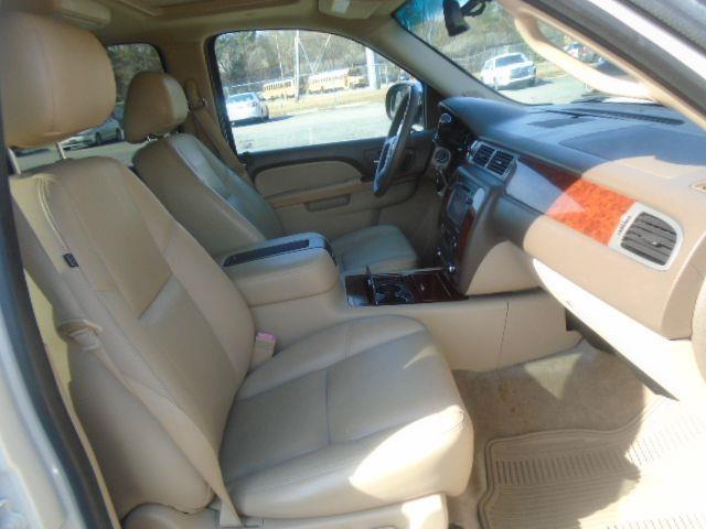 Chevrolet Tahoe LTZ 4WD 2013