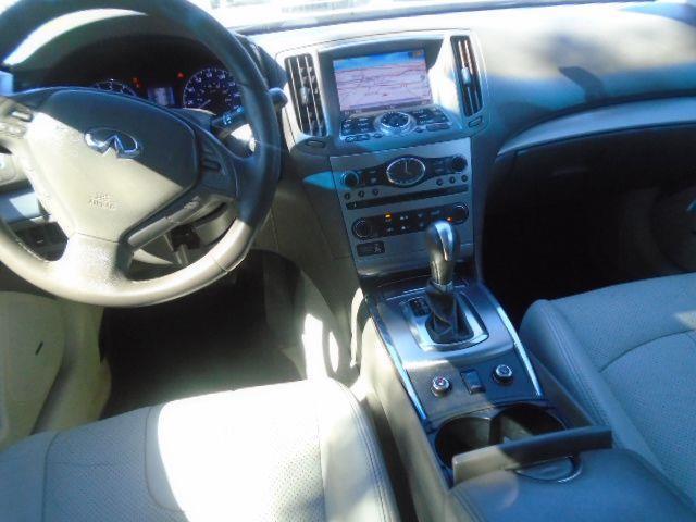 Infiniti Q40 AWD 2015