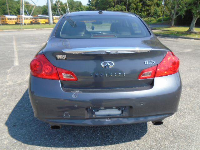 Infiniti G Sedan G37x AWD 2010