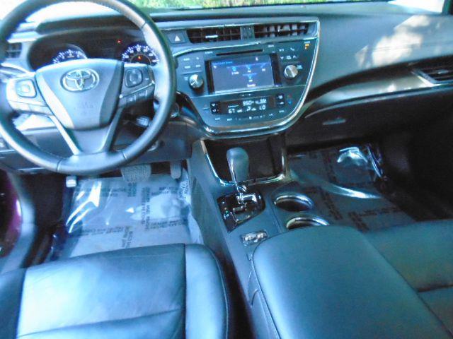 Toyota Avalon XLE 2018