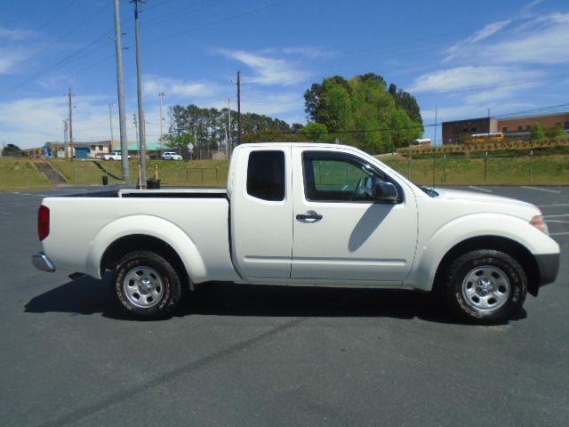 Nissan Frontier S King Cab 2WD 2013