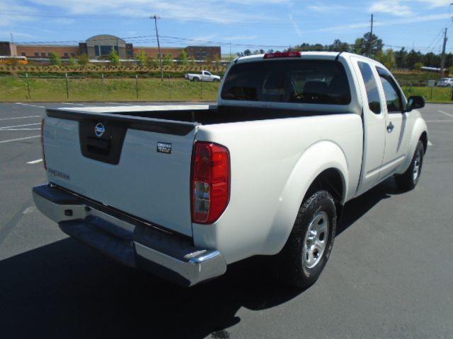 Nissan Frontier S King Cab 2WD 2013