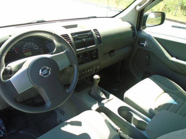 Nissan Frontier S King Cab 2WD 2013