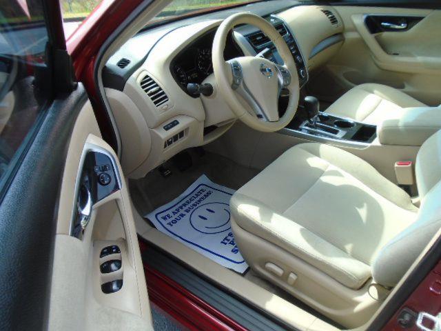 Nissan Altima 2.5 2013