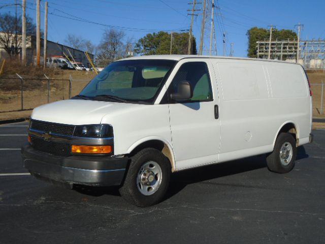Chevrolet Express 2500 Cargo 2011