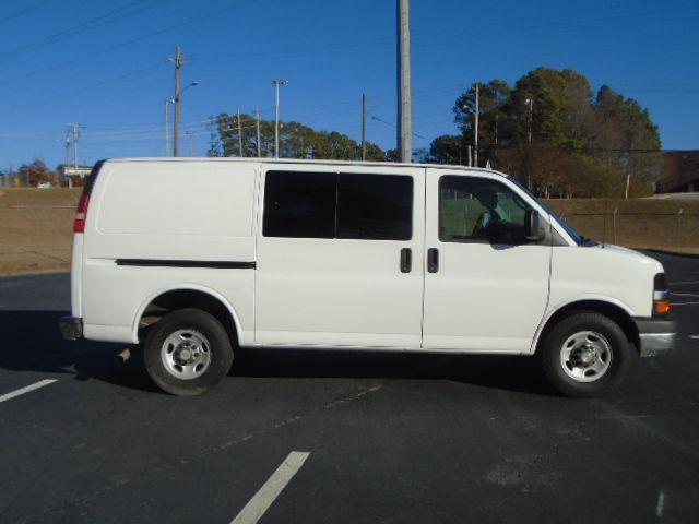 Chevrolet Express 2500 Cargo 2011