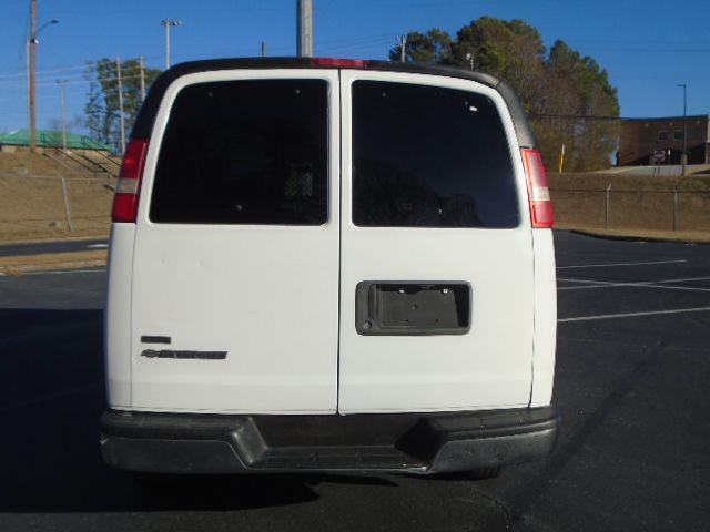 Chevrolet Express 2500 Cargo 2011