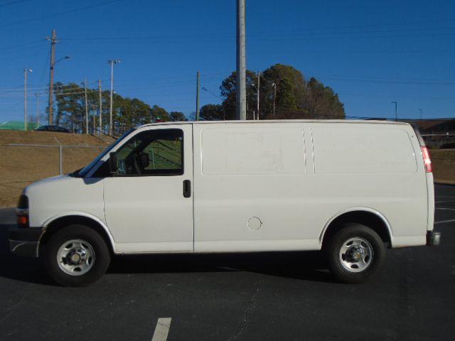 Chevrolet Express 2500 Cargo 2011