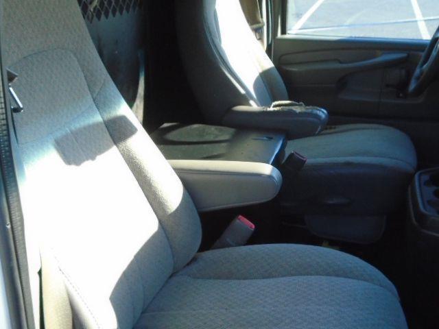 Chevrolet Express 2500 Cargo 2011
