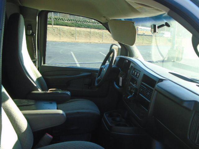Chevrolet Express 2500 Cargo 2011