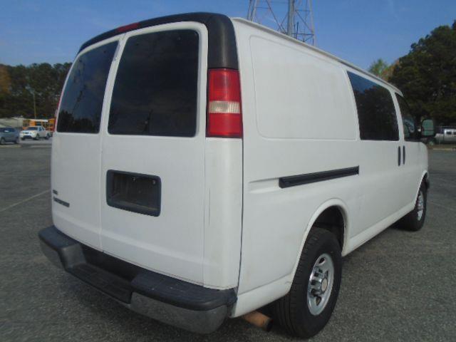 Chevrolet Express 2500 Cargo 2011