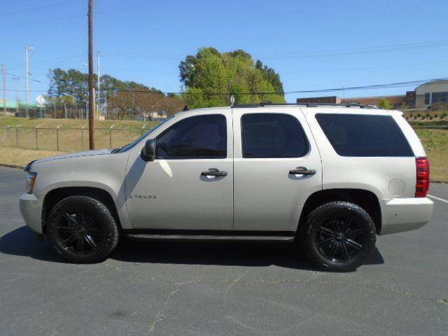 Chevrolet Tahoe LS 2WD 2009