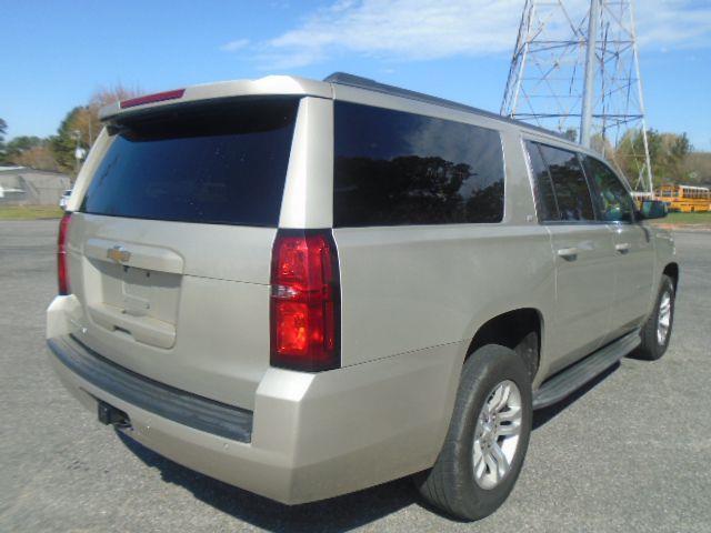 Chevrolet Suburban LT 4WD 2016