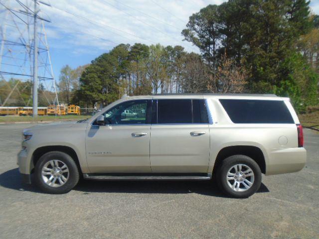Chevrolet Suburban LT 4WD 2016
