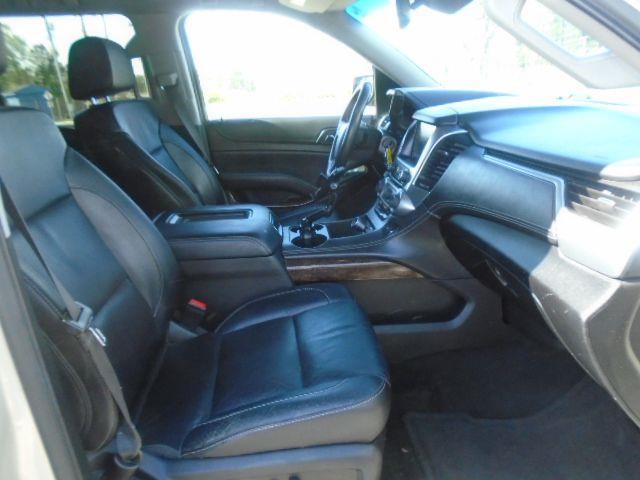 Chevrolet Suburban LT 4WD 2016