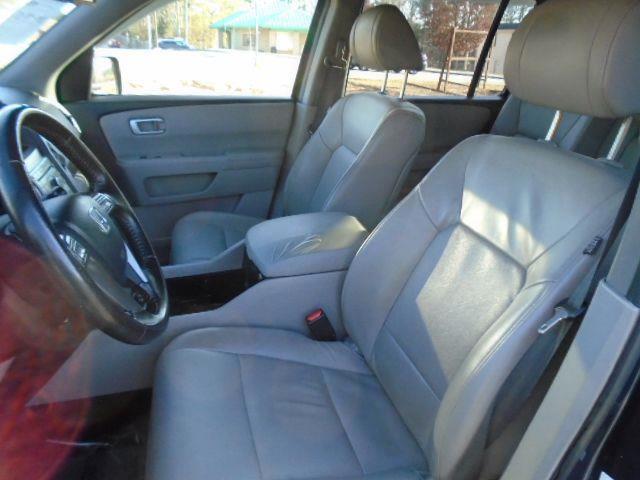 Honda Pilot EX-L 2WD 5-Spd AT 2010