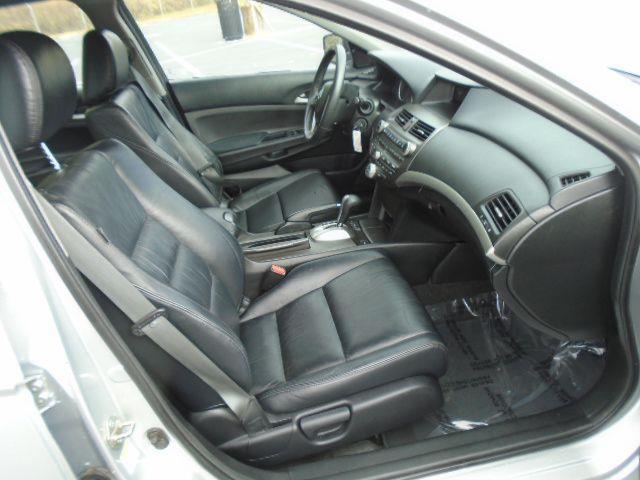 Honda Accord SE Sedan AT 2012