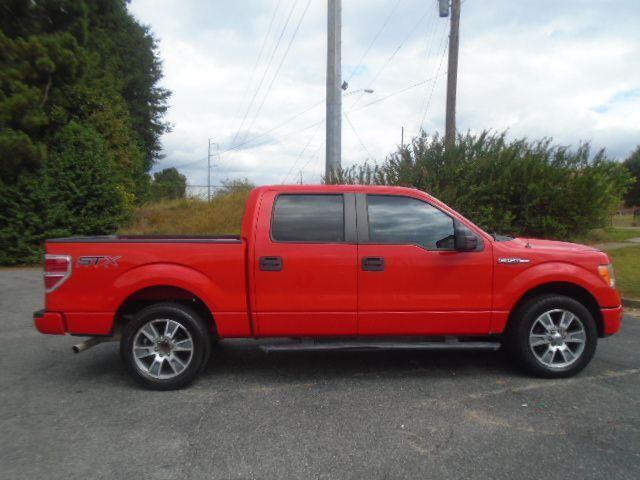 Ford F-150 XL SuperCrew 5.5-ft. Bed 2WD 2014
