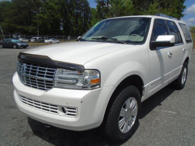 Lincoln Navigator 2WD 2011