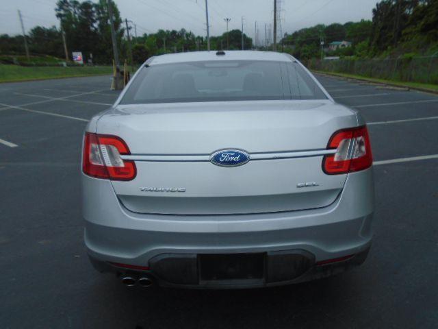 Ford Taurus SEL FWD 2011