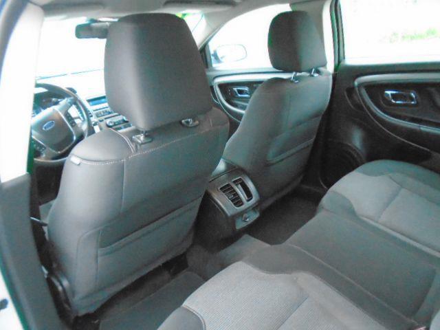 Ford Taurus SEL FWD 2011