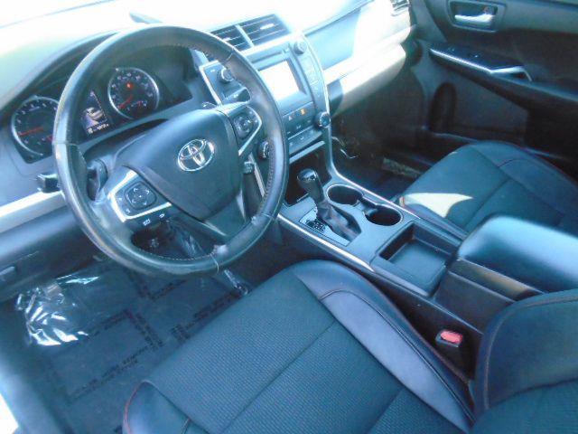 Toyota Camry LE 2017