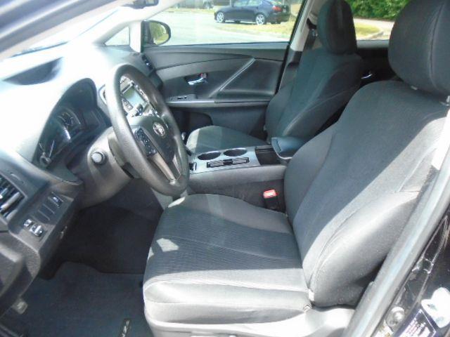 Toyota Venza LE I4 AWD 2015