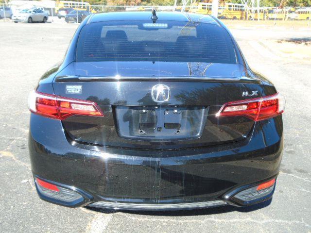 Acura ILX 8-Spd AT w/ Technology Plus Package 2016