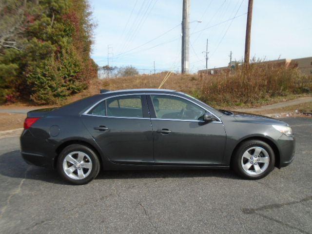 Chevrolet Malibu  2015