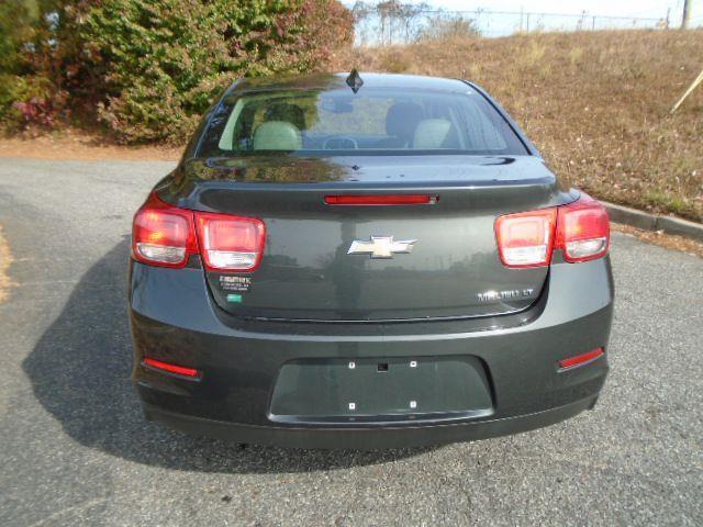 Chevrolet Malibu  2015