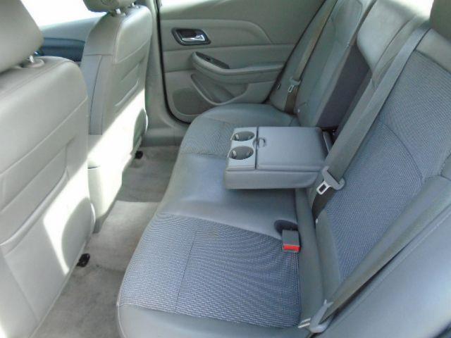 Chevrolet Malibu  2015