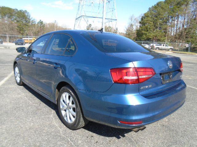 Volkswagen Jetta SE 6A 2015