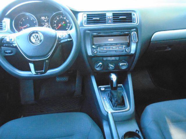 Volkswagen Jetta SE 6A 2015